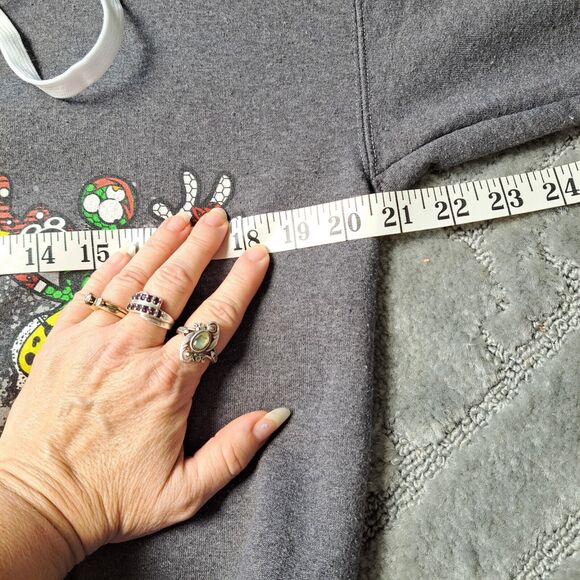 Walt Disney World Hoodie PULLOVER Mens SIZE M Grey HUGE GRAPHIC MICKEY MOUSE - Picture 6 of 10